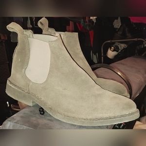 Kenneth Cole Men's Grey/Tan  Hewitt Chelsea Boots